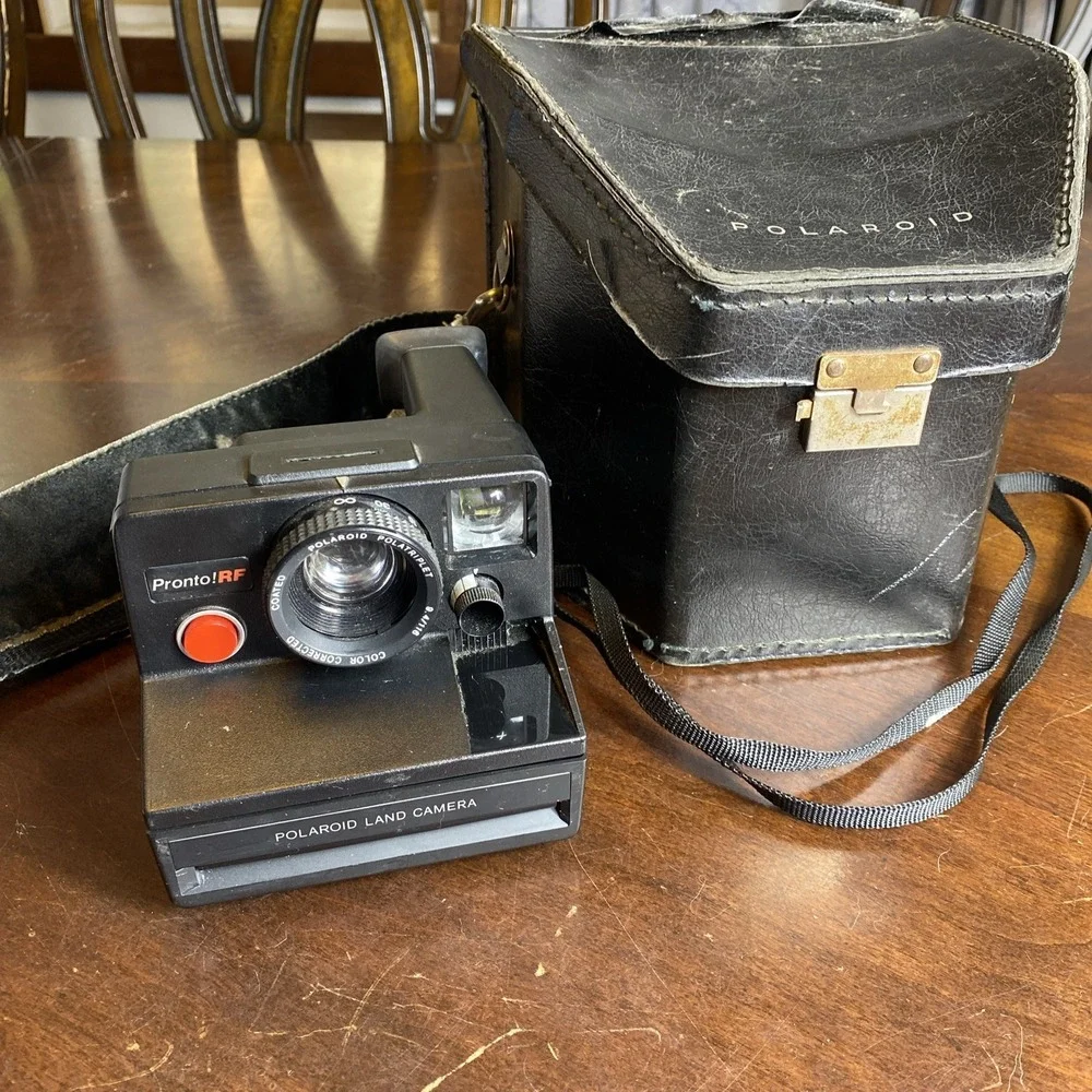 Vintage Polaroid Pronto! RF Instant Land Camera w/ Polaroid Branded Leather case